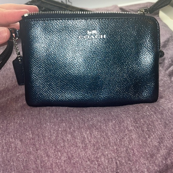 Coach wristlet - Picture 1 of 3